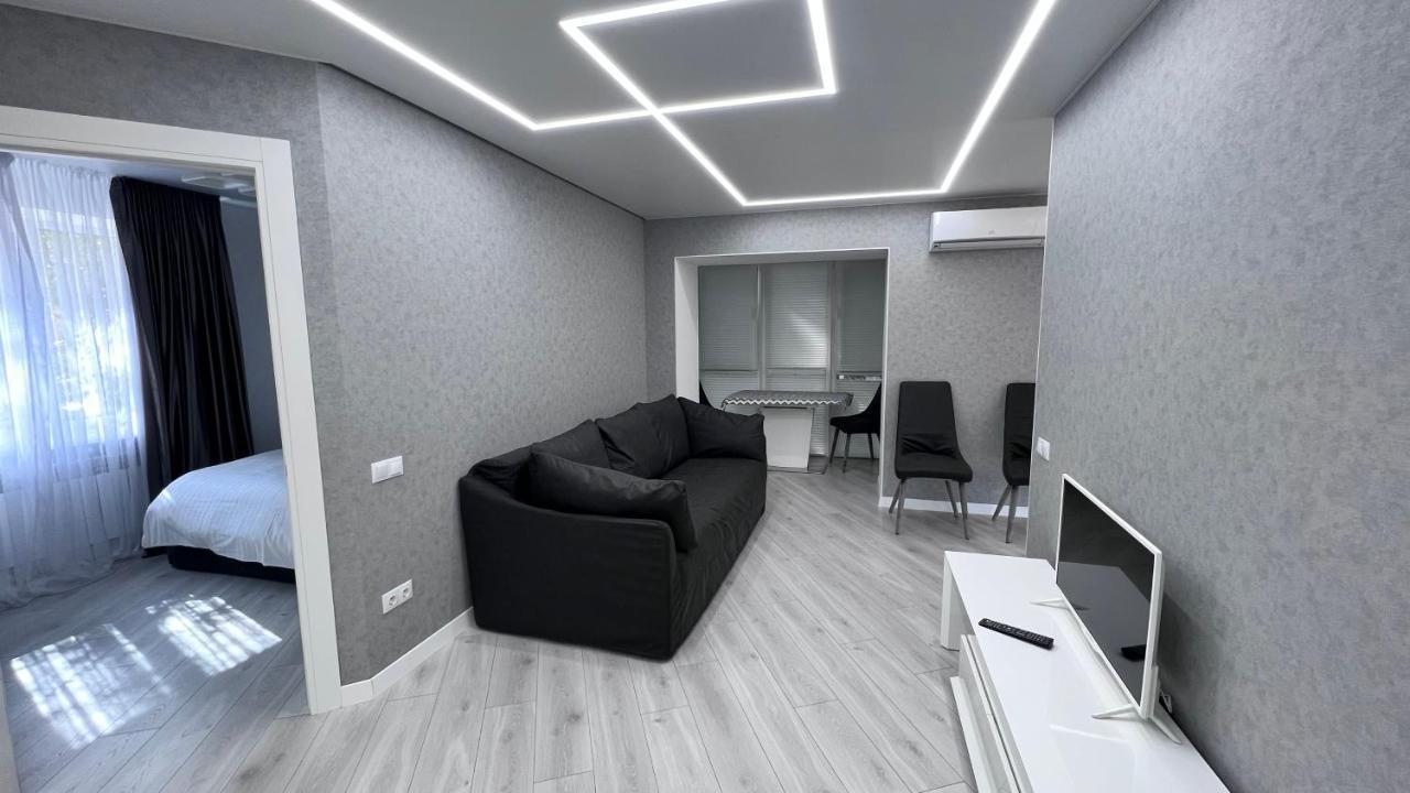 Ferienwohnung Modern Gagarina Avenue Dnipro Exterior foto