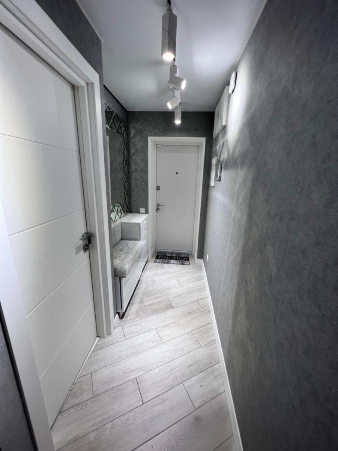 Ferienwohnung Modern Gagarina Avenue Dnipro Exterior foto