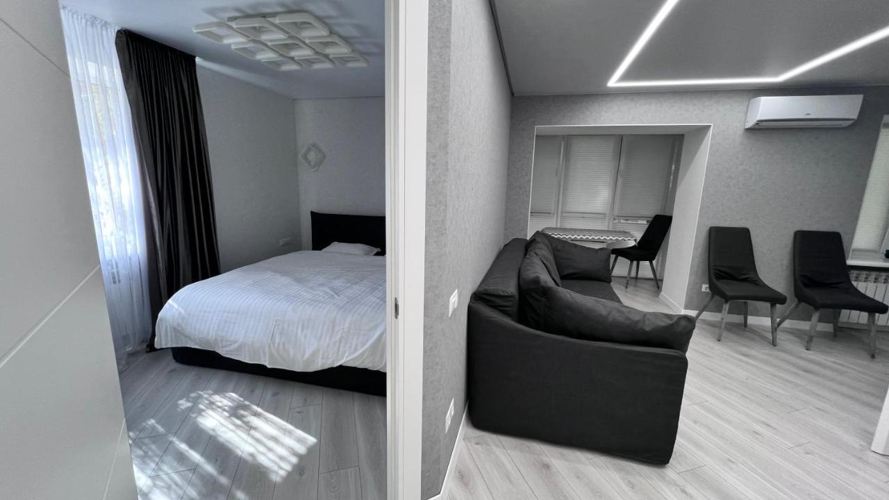 Ferienwohnung Modern Gagarina Avenue Dnipro Exterior foto